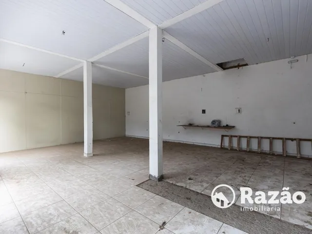 Loja para alugar, no bairro Thomaz Coelho em Araucária