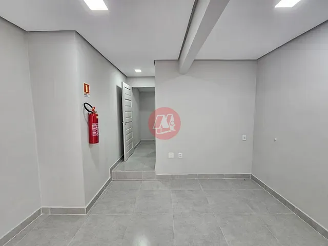 Loja à venda, no bairro Menino Deus em Porto Alegre