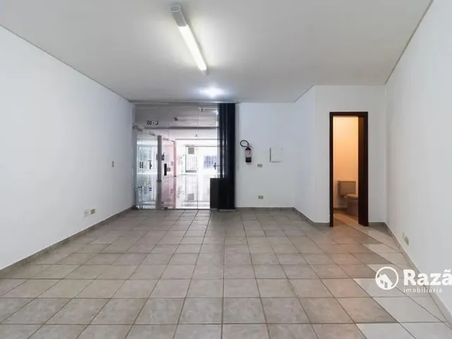 Loja para alugar, no bairro Centro em Curitiba