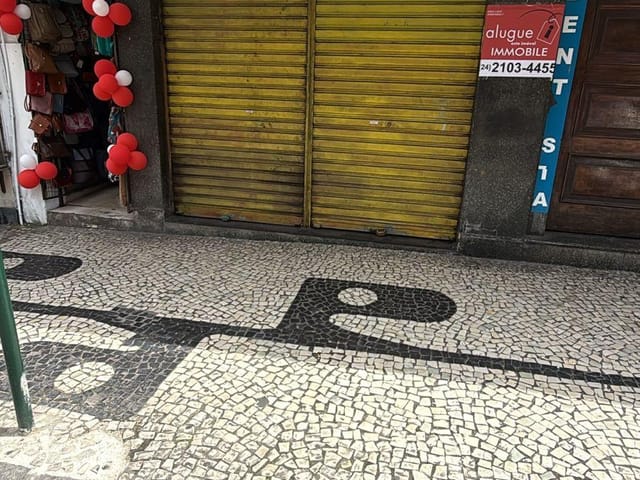 Loja para alugar, no bairro Centro em Petrópolis