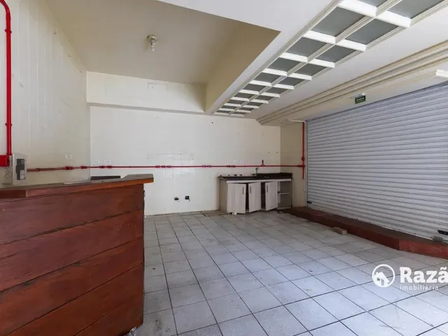Loja para alugar, no bairro Centro em Curitiba