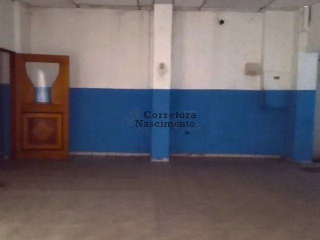 Loja com 427m², para alugar, no bairro Centro em Jacareí