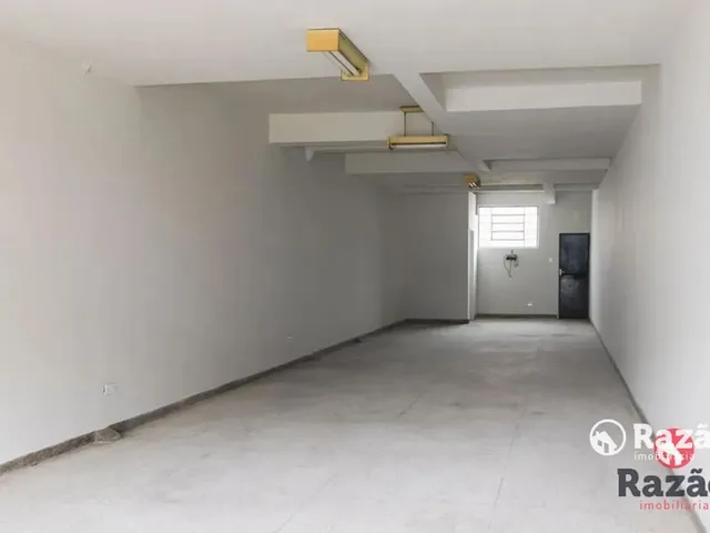 Loja para alugar, no bairro Cajuru em Curitiba