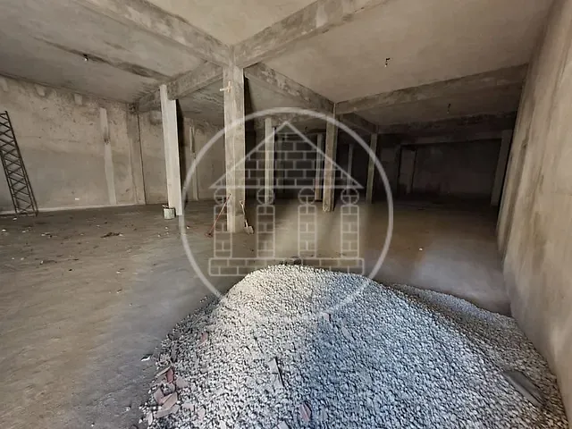 Loja com 990m², para alugar, no bairro Jardim Eliana em São Paulo