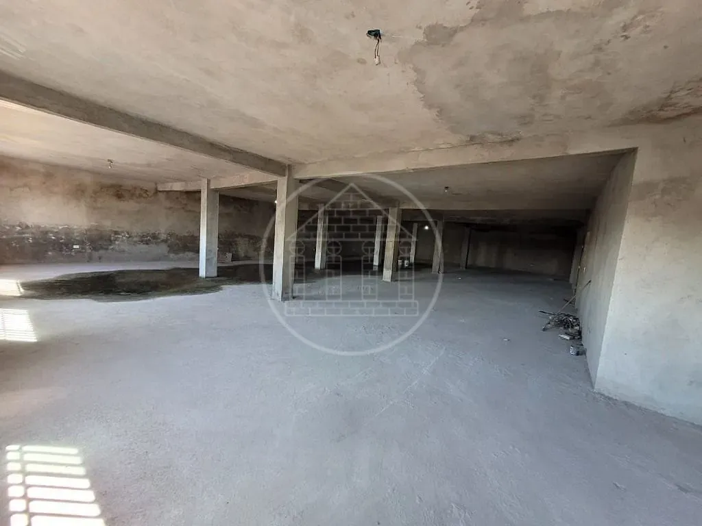Loja-Salão, 990 m² - Foto 2