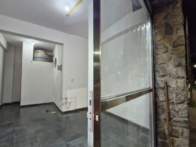Loja para alugar, no bairro Bingen em Petrópolis