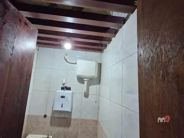 Loja para alugar, no bairro Bingen em Petrópolis