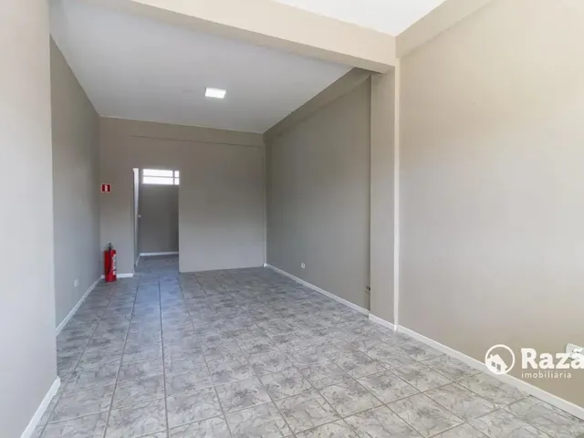 Loja para alugar, no bairro Uberaba em Curitiba