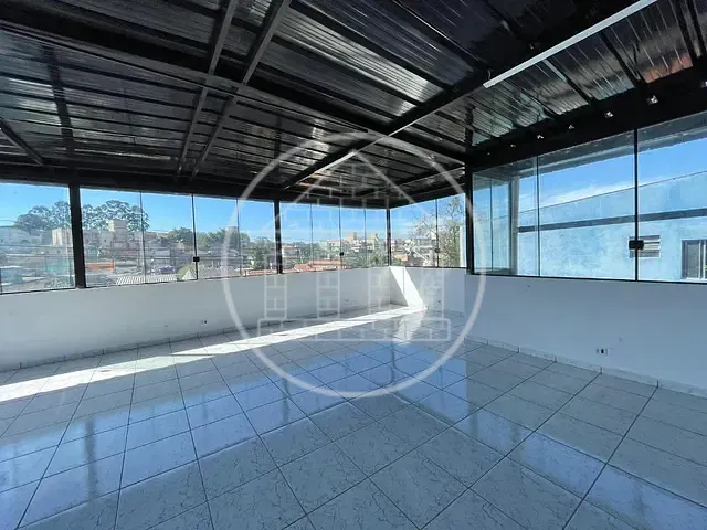 Loja com 180m², para alugar, no bairro Jardim Maria Amália em São Paulo