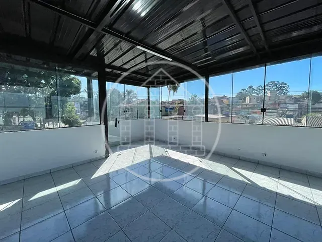 Loja com 180m², para alugar, no bairro Jardim Maria Amália em São Paulo