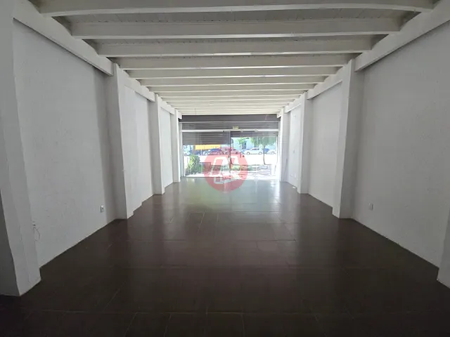 Loja para alugar, no bairro Auxiliadora em Porto Alegre