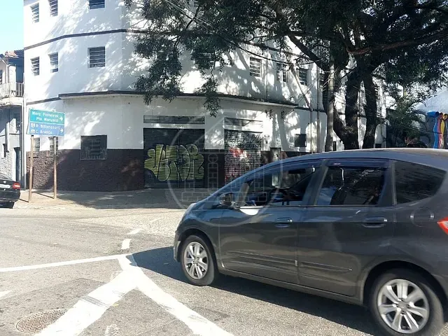 Loja com 230m², para alugar, no bairro Jurubatuba em São Paulo