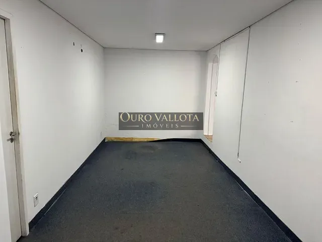 Loja com 210m², para alugar, no bairro Vila Bertioga em São Paulo