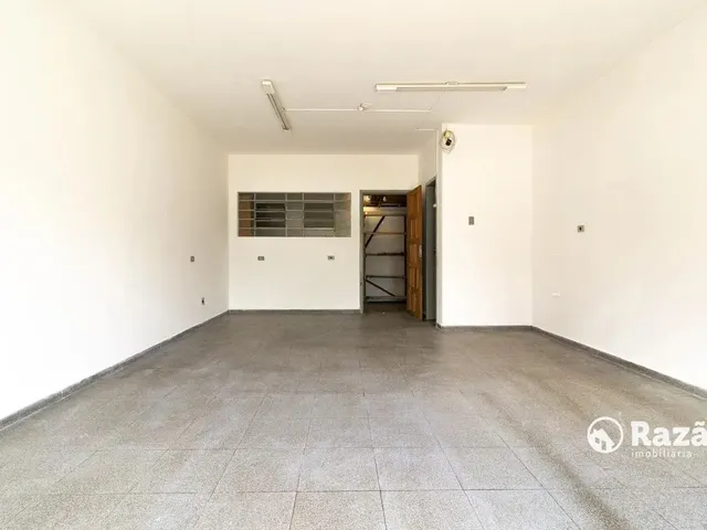 Loja para alugar, no bairro Boqueirão em Curitiba