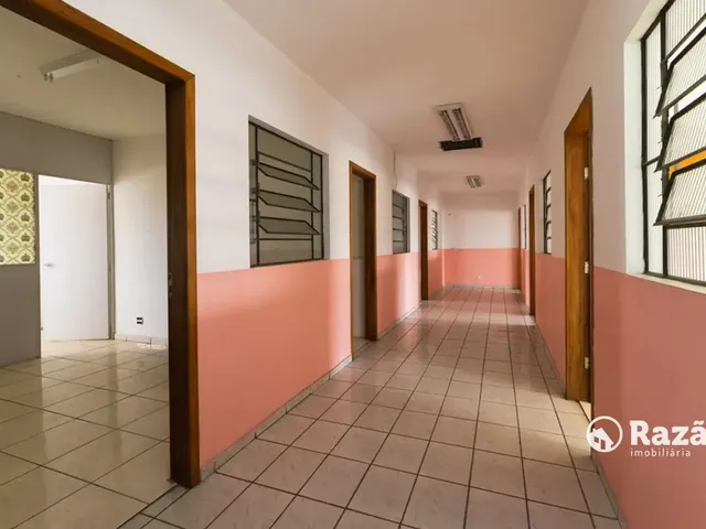 Loja para alugar, no bairro Sítio Cercado em Curitiba