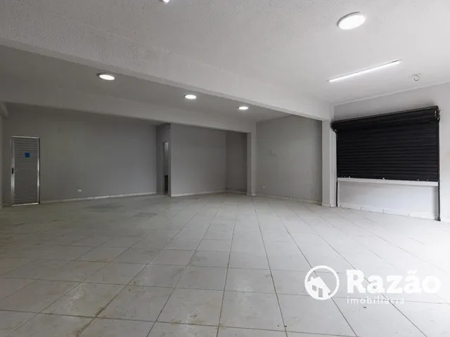 Loja para alugar, no bairro Hauer em Curitiba