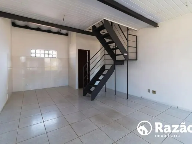 Loja para alugar, no bairro Portão em Curitiba