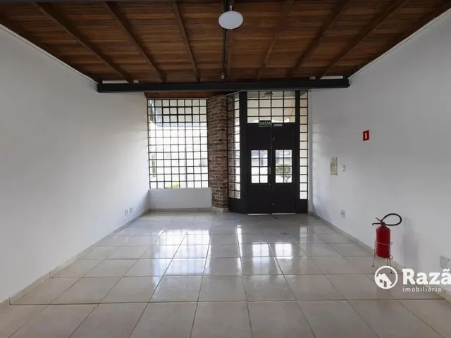 Loja para alugar, no bairro Portão em Curitiba