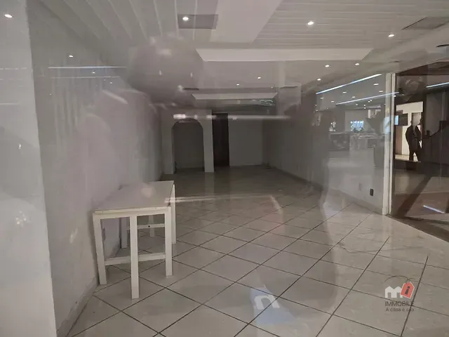 Loja para alugar, no bairro Alto da Serra em Petrópolis