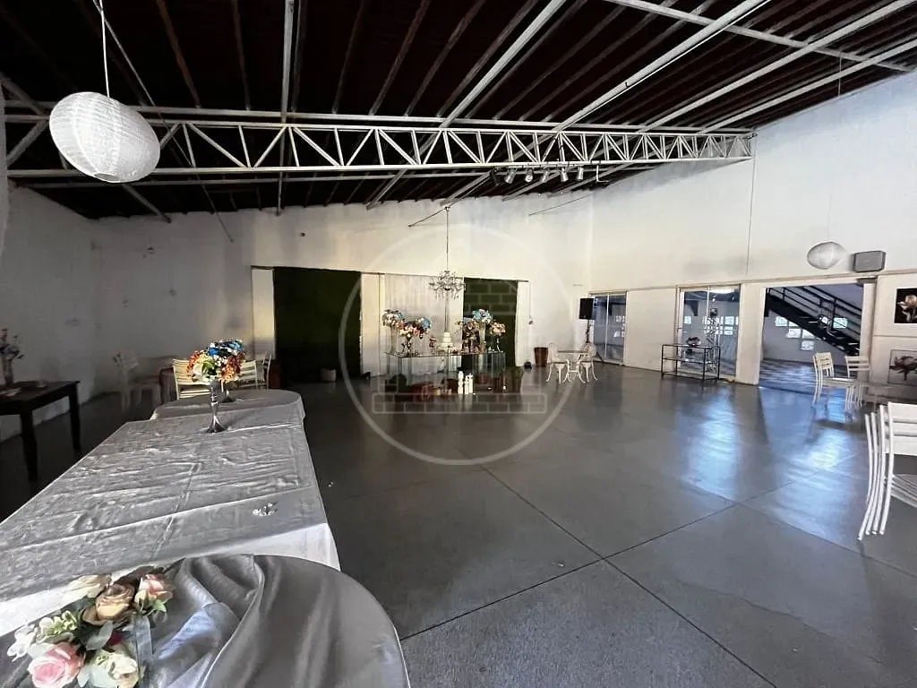 Loja-Salão, 1600 m² - Foto 22
