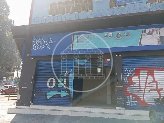 Loja com 350m², para alugar, no bairro Jardim Ana Lúcia em São Paulo