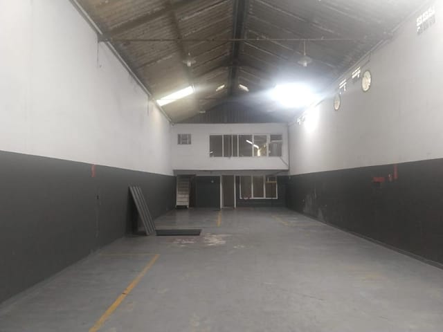 Foto do Loja - Salão para alugar, 609 m² por R$ 10.000,00/mês - Mooca - São Paulo/SP | ZONA LESTE IMÓVEIS