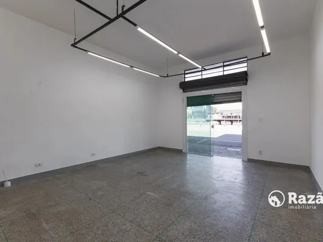 Loja para alugar, no bairro Boqueirão em Curitiba