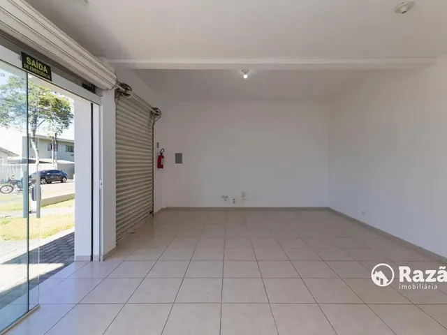 Loja para alugar, no bairro Bacacheri em Curitiba