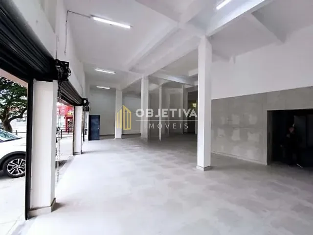 Loja à venda, no bairro Passo da Areia em Porto Alegre