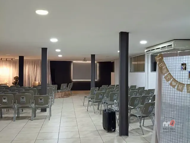 Loja para alugar, no bairro Itaipava em Petrópolis