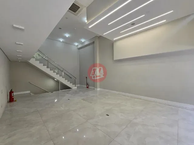 Loja com 320m², para alugar, no bairro Moinhos de Vento em Porto Alegre