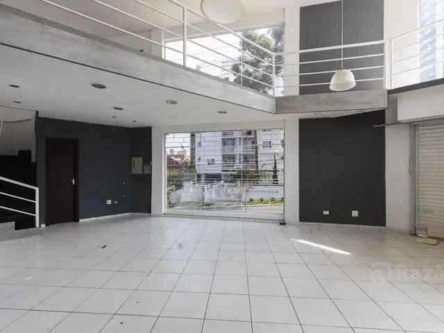 Loja para alugar, no bairro Mercês em Curitiba