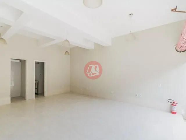 Loja com 50m², para alugar, no bairro Centro Histórico em Porto Alegre
