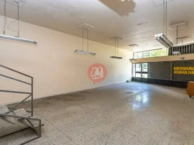 Loja com 110m², à venda, no bairro Petrópolis em Porto Alegre