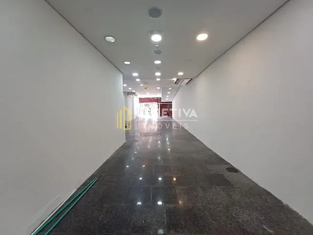 Loja com 300m², para alugar, no bairro Centro Histórico em Porto Alegre