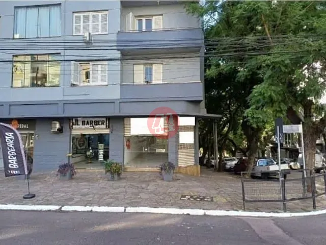Loja com 74m², para alugar, no bairro Floresta em Porto Alegre