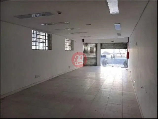 Loja com 74m², para alugar, no bairro Floresta em Porto Alegre
