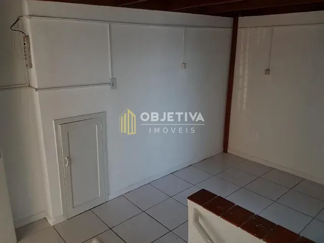 Loja à venda ou para alugar, no bairro Rio Branco em Porto Alegre