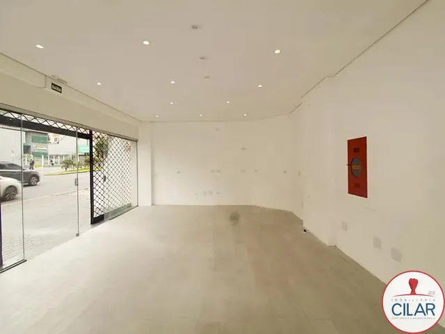 Loja para alugar, no bairro Centro em Curitiba