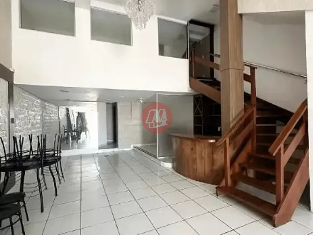 Loja com 150m², para alugar, no bairro Vila Jardim em Porto Alegre