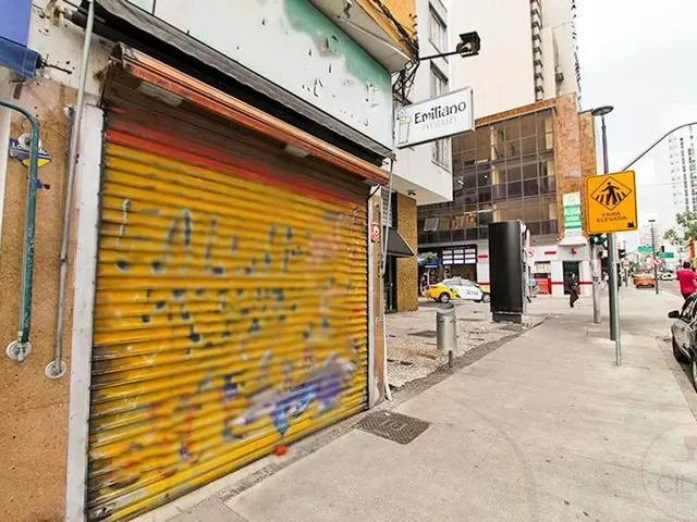 Loja para alugar, no bairro Centro em Curitiba
