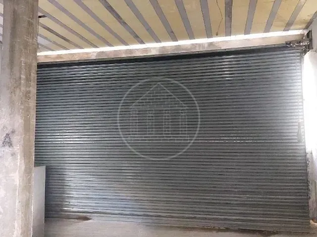 Loja com 200m², para alugar, no bairro Vila Quintana em São Paulo