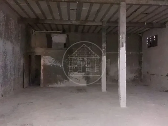 Loja com 200m², para alugar, no bairro Vila Quintana em São Paulo