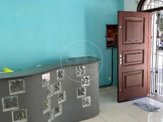 Loja com 350m², para alugar, no bairro Vila Alexandria em São Paulo