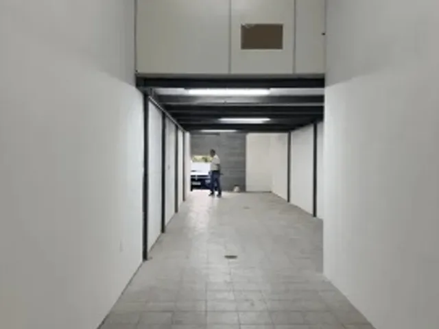 Foto do Loja - Loja para locação, Passo da Areia, Porto Alegre, RS | Morano Imobiliária