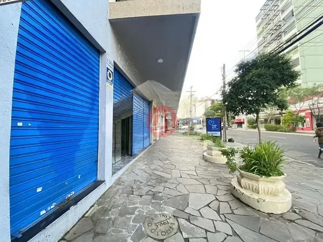 Loja com 510m², para alugar, no bairro Floresta em Porto Alegre