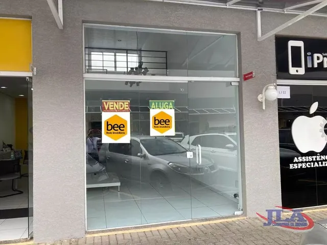 Loja à venda, no bairro São Lourenço em Curitiba