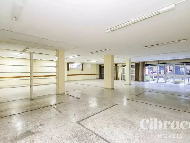 Loja à venda, no bairro São Francisco em Curitiba