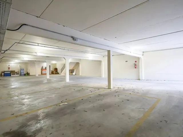 Loja para alugar, no bairro Tingui em Curitiba