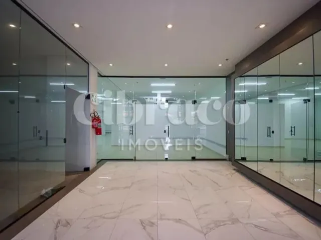 Loja para alugar, no bairro Centro em Curitiba